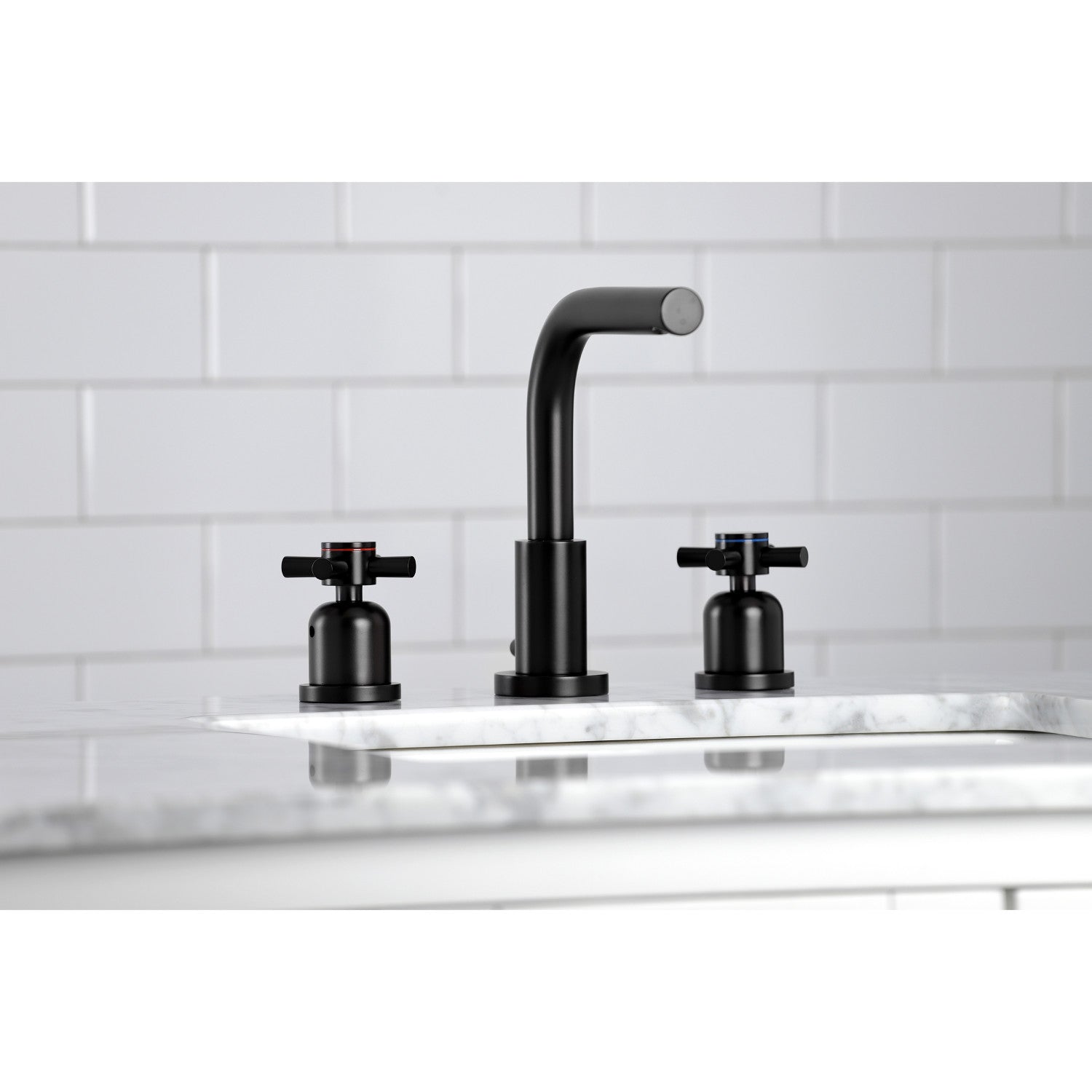 Kingston Sona FSC8950DX - Concord Two-Handle 3-Hole Deck Mount Widespread Bathroom Faucet with Brass Pop-Up, Matte Black — thumbnail 3